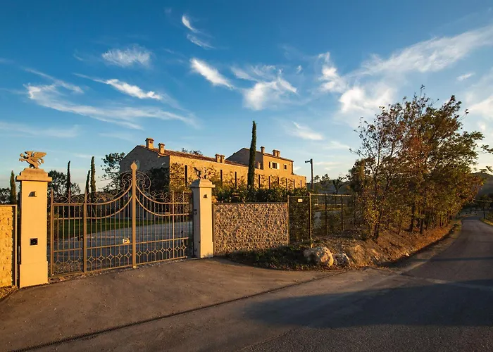 Willa Tamburina By Palazzo Di Varignana *